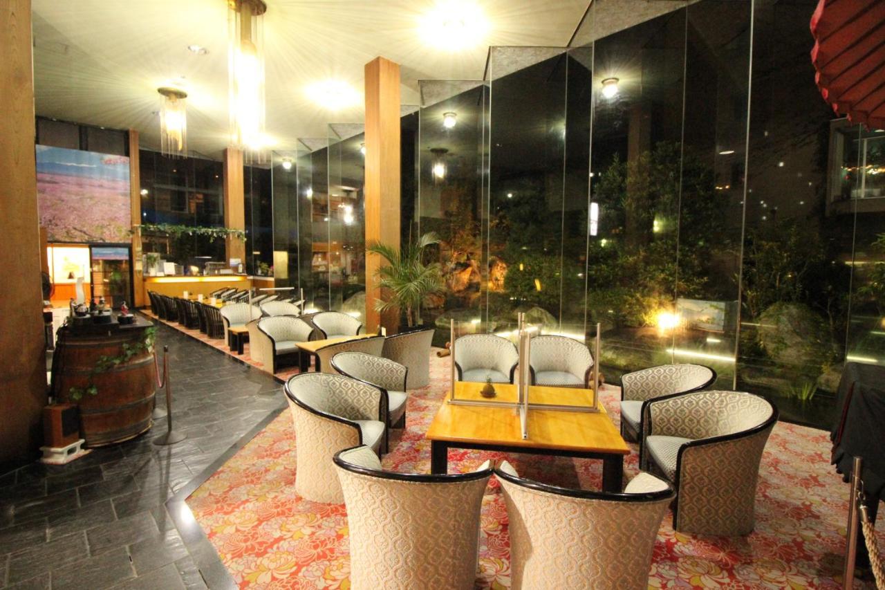 Hotel Hatta Fuefuki Extérieur photo