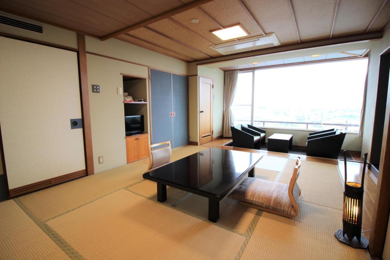 Hotel Hatta Fuefuki Extérieur photo
